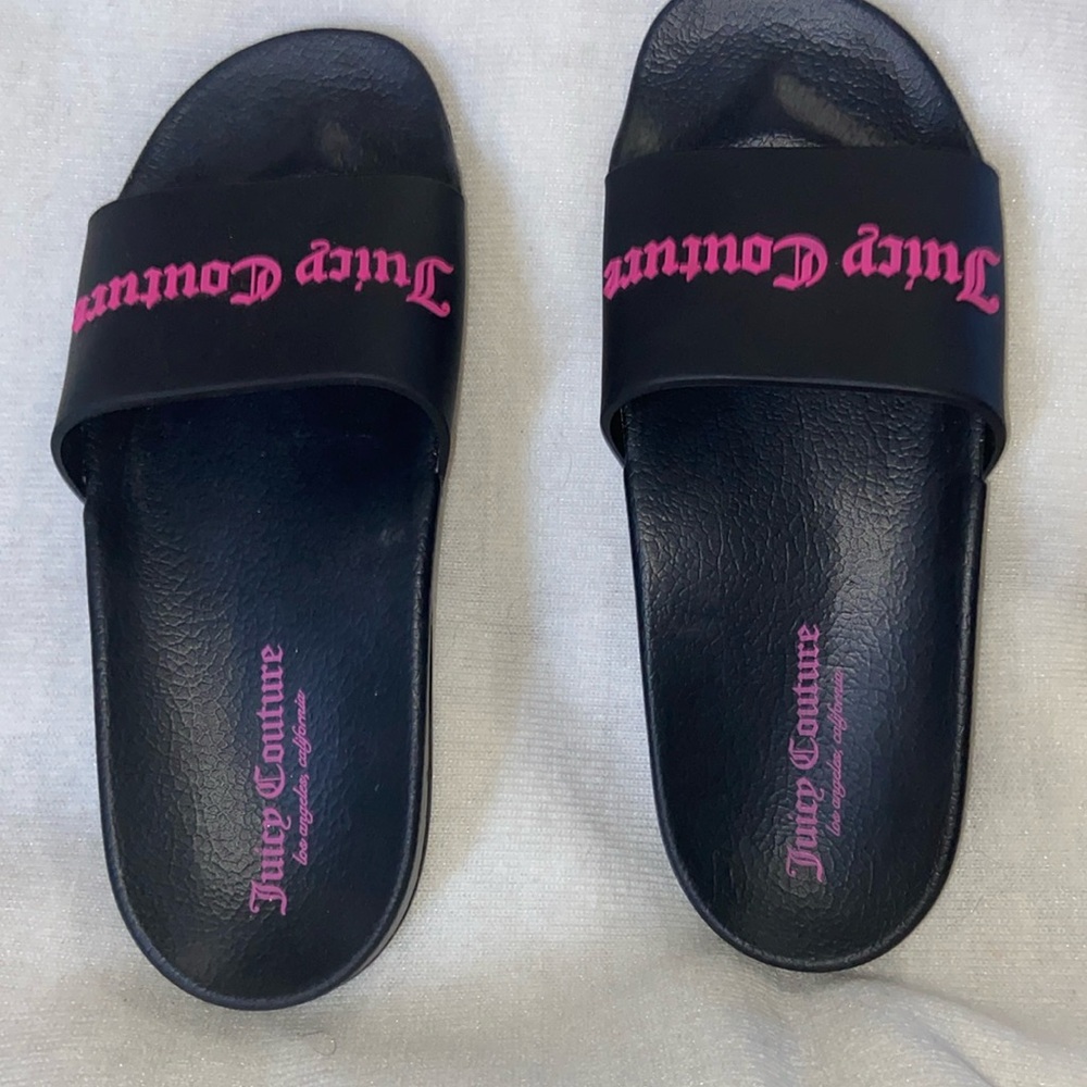 Juicy Couture slides whimsey women